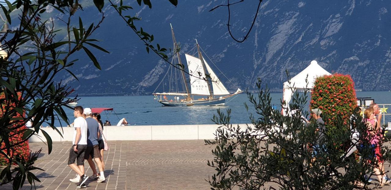 Albergo Bellavista Limone sul Garda Kültér fotó